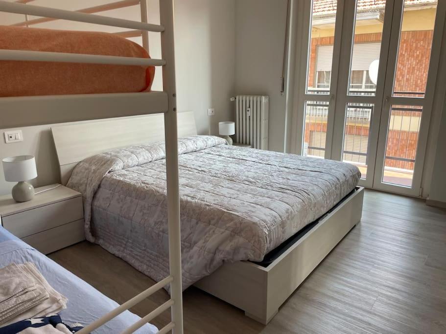 Suite De Rolandis Cin Itoo5Oo5C22Cdbezny 아스티 외부 사진